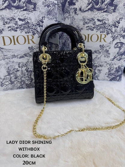 ᴄʜʀɪsᴛɪᴀɴ Dior ʟᴀᴅʏ ᴅɪᴏʀ
ʜᴀɴᴅʙᴀɢ ᴡɪᴛʜ ʟᴏɴɢ sᴛʀᴀᴘ
ᴡɪᴛʜ ʙᴏx🎁🎁🎁
ɢʟᴏssʏ ᴍᴀᴛᴇʀɪᴀʟ
sɪᴢᴇ:𝟐𝟎ᴄᴍ
110 dhs💓

Zain56
♥️♥️♥️
