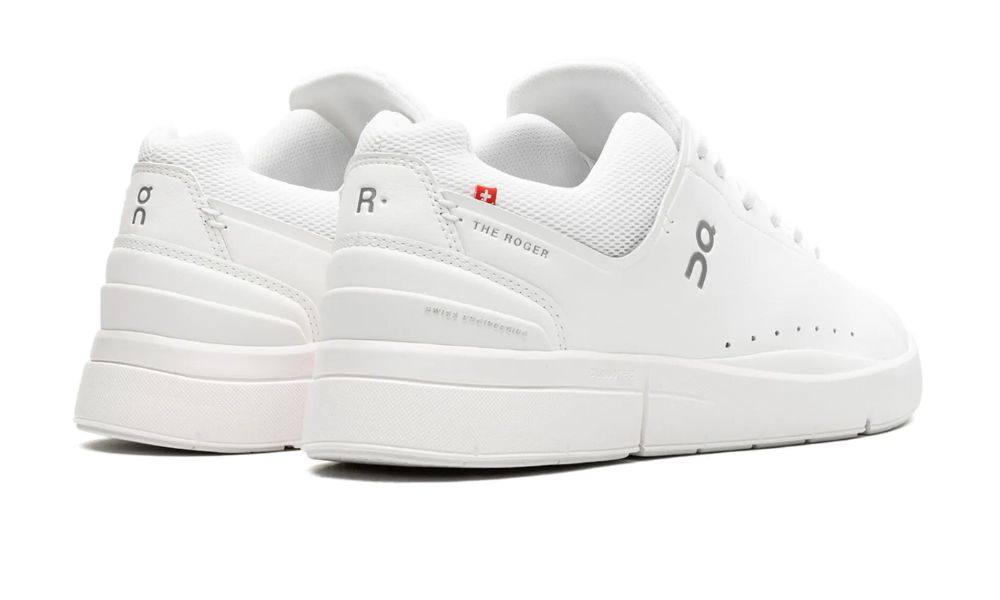On Running The Roger Advantage ‘all white ⚪️
36-45 AVAILABLE 
190 dhs✅

Zain242
♥️♥️♥️