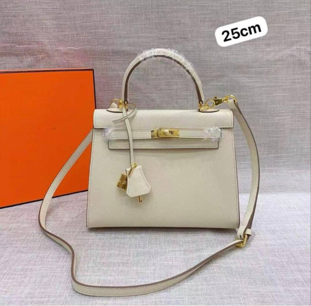 Hermes

115 dhs🇦🇪🇦🇪🇦🇪

Zain143
♥️♥️♥️