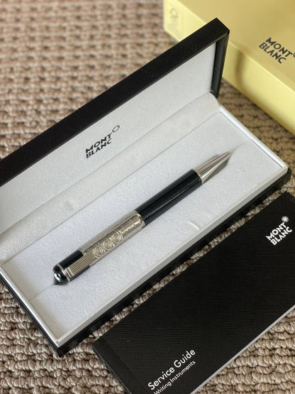 MONTBLANC
Pen ✍️*
*New Collection*
*Master Quality*
190 dhs✅

Zain179
♥️♥️♥️