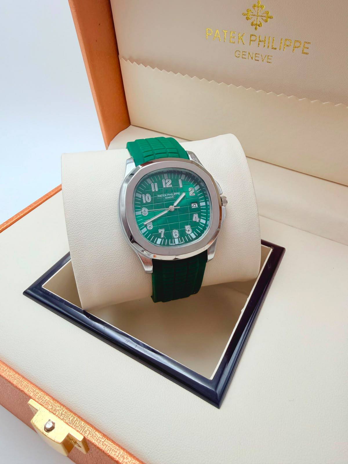 Men’s watch 
55 dhs🇦🇪🇦🇪

Zain45
♥️♥️♥️