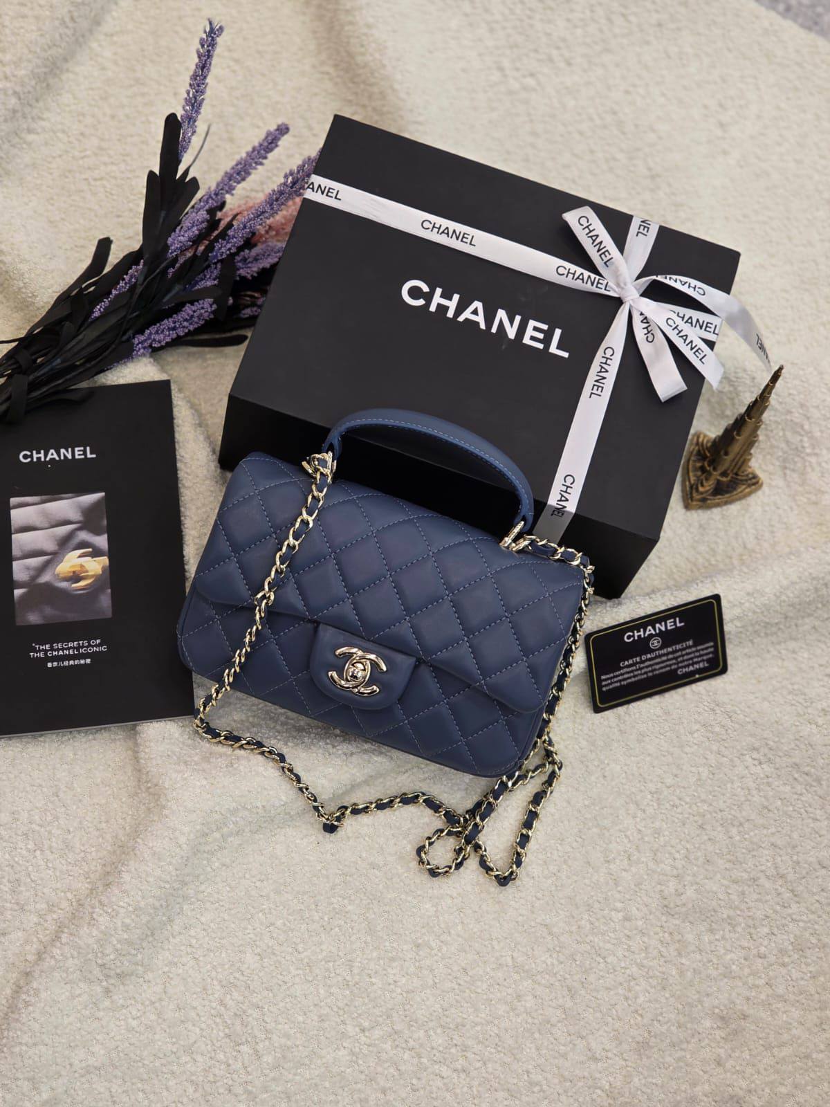 Chanel Master
           20Cm
260 dhs❣️

Zain131
♥️♥️♥️