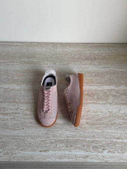 PONY

 Size 36 to 41 

500 dhs🇦🇪🇦🇪

Zain228
♥️♥️♥️
