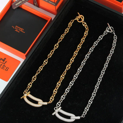 Hermes Master
NECKLACE
EARRING
SET 140 dhs🪙🖤 
with Box And Paper Bag
170 dhs🪙🖤

WITH Master Box And Paper Bag 
🎁🎁🎁

Zain89
♥️♥️♥️