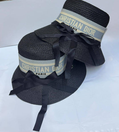 Beach HAT
60 dhs✅

Zain93
♥️♥️♥️