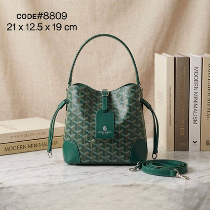 GOYARD ʙᴜᴄᴋᴇᴛ ʙᴀɢ
ɢᴏʏᴀʀᴅɪɴᴇ ᴘᴀᴛᴛᴇʀɴ
sɪʟᴠᴇʀ ʜᴀʀᴅᴡᴀʀᴇ
ᴡɪᴛʜ ʟᴏɴɢ ʙᴇʟᴛ sᴛʀᴀᴘ
sɪᴢᴇ : 21 cm

75 dhs✅

Zain31
♥️♥️♥️