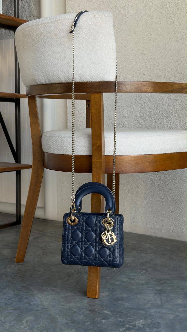 New collection ⚜️
DIOR 🩷
VIP quality 💎
Lady Dior Bag ✨
Size : 17 cm
For Price 👇 WhatsApp✅
0568585901 
0507557372
0552275751 Owner Zain 👌

Zain336
♥️♥️♥️