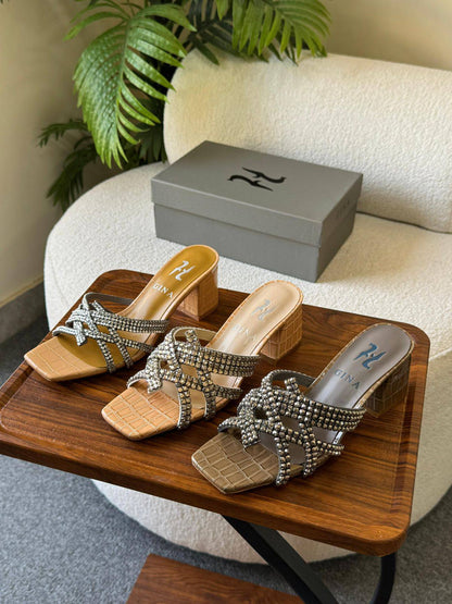 GINA 
SuperMaster Quality 💯
450 dhs❣️
Size: 36-41💥

Zain171
♥️♥️♥️