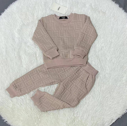 Gucci
Fendi
Burberry
Kenzi
Ch
Dior

1-9y 

100 dhs

Zain151
♥️♥️♥️