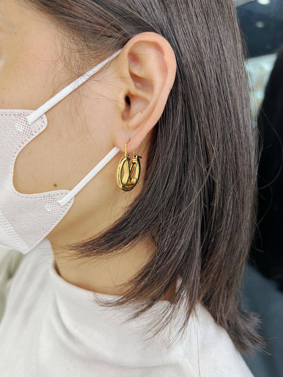 LV
Earring 🦋
Master quality 💯
With normal boxes 🗃️ 👇
*Large AED:55 
*Medium AED:50 
*Small AED:45 
With master box 📦 👇
*Large AED:65 
*Medium AED:60 
*Small AED:55 

Zain216
♥️♥️♥️