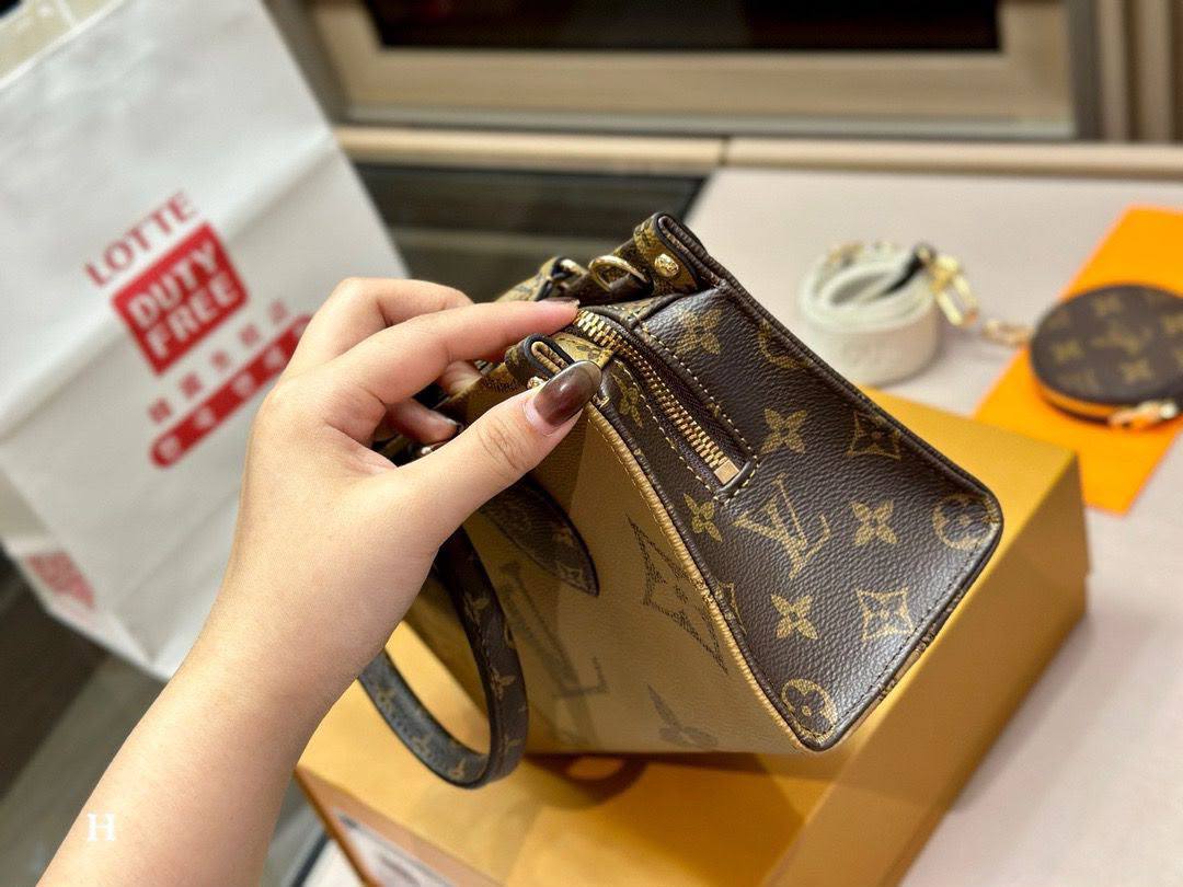 LV
New Came
Master ✅✅✅
For Price 👇 WhatsApp✅
0568585901 
0507557372
0552275751 Owner Zain 👌

Zain255
♥️♥️♥️