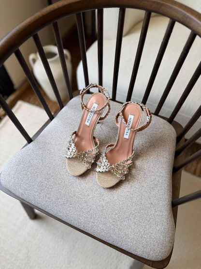 Aquazzura
𝑨𝑨𝑨 𝑸𝑼𝑨𝑳𝑰𝑻𝒀
𝑺𝑰𝒁𝑬 {35 𝒕𝒐 42}
450 dhs✅

Zain81
♥️♥️♥️