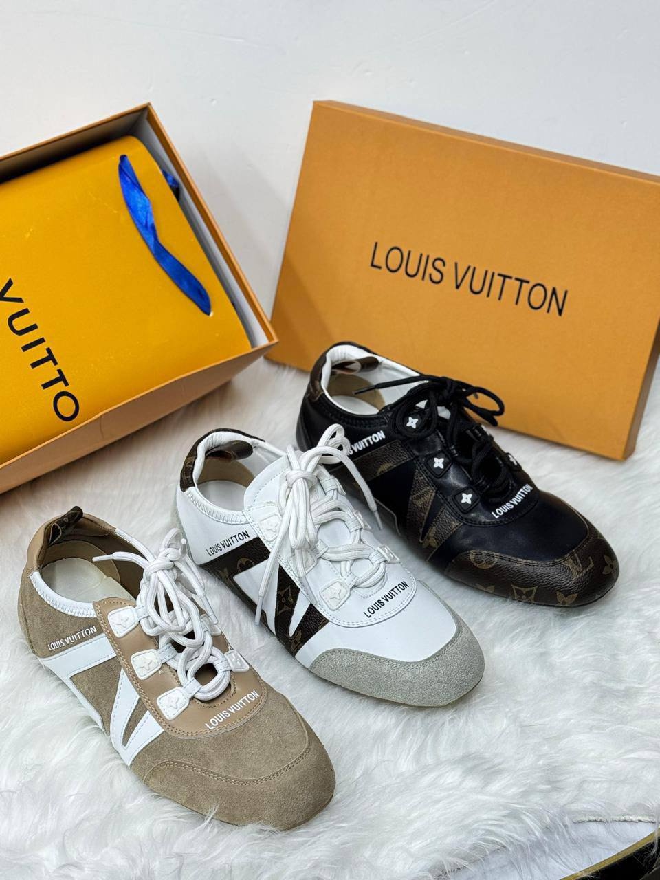 LV
 ( 𝐎𝐧𝐥𝐲 𝐅𝐨𝐫 𝐰𝐨𝐦𝐚𝐧)  
𝐇𝐢𝐠𝐡 𝐪𝐮𝐚𝐥𝐢𝐭𝐲💯 
𝐒𝐢𝐳𝐞 𝟑𝟔-𝟑𝟕-𝟑𝟖-𝟑𝟗-𝟒𝟎-𝟒𝟏 
140 dhs✅

Zain21
♥️♥️♥️