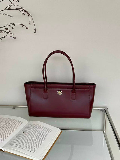 Chanel

130 dhs🇦🇪🇦🇪

Zain143
♥️♥️♥️