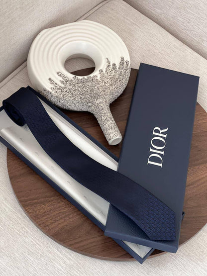 TIE
Super Master Quality
250 dhs💓

Zain267
♥️♥️♥️