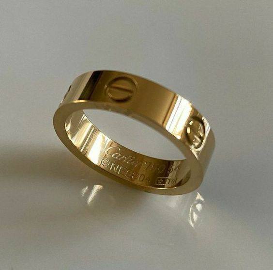 Cartier Ring
Non tarnished 
Size 
6,7,8,9
50 dhs❣️
normal Box 🎁

65 dhs❣️
Master Box🎁

Zain48
💙💙💙