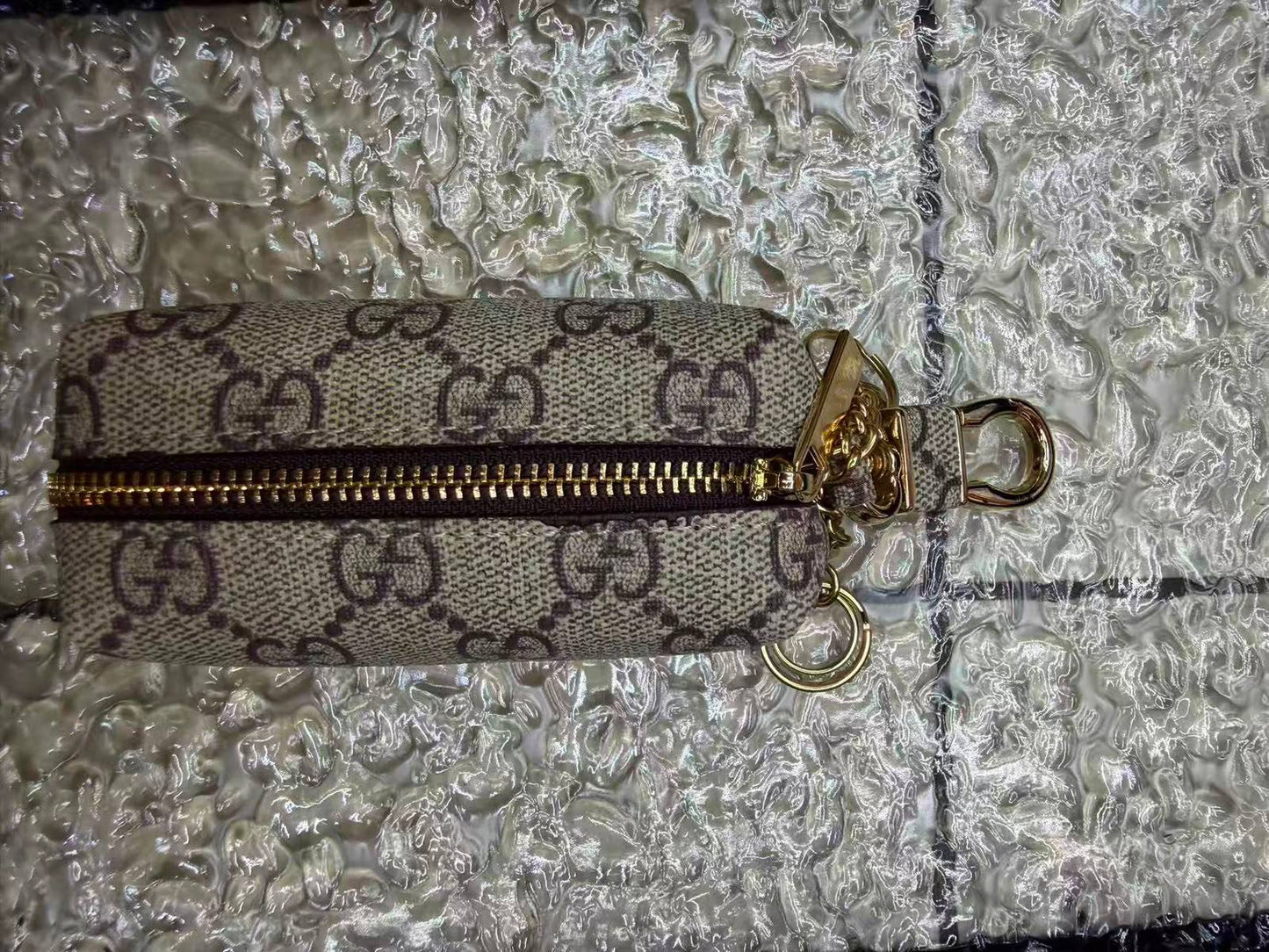 keychain
with box 
35 dhs🇦🇪🇦🇪

Zain04
♥️♥️♥️