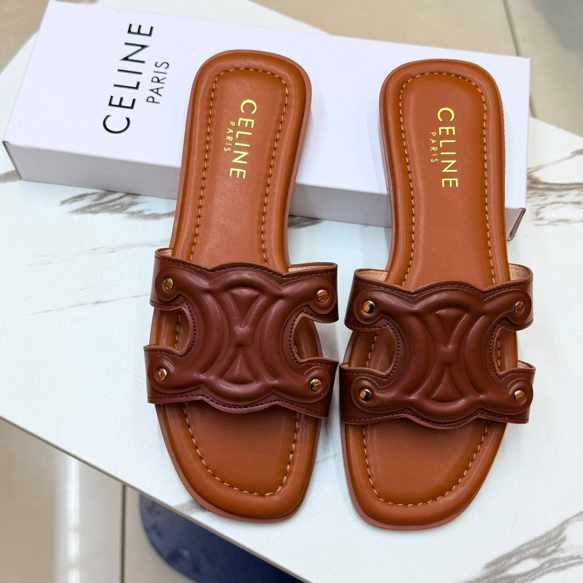 celine ladies

Restock 
36 to 41
75 dhs🇦🇪🇦🇪

Zain236
♥️♥️♥️