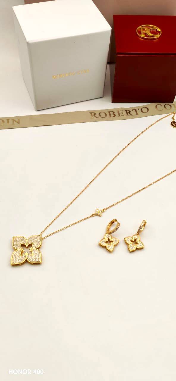 Roberto coin

necklace and earing

140 dhs🇦🇪🇦🇪

Zain122
♥️♥️♥️
