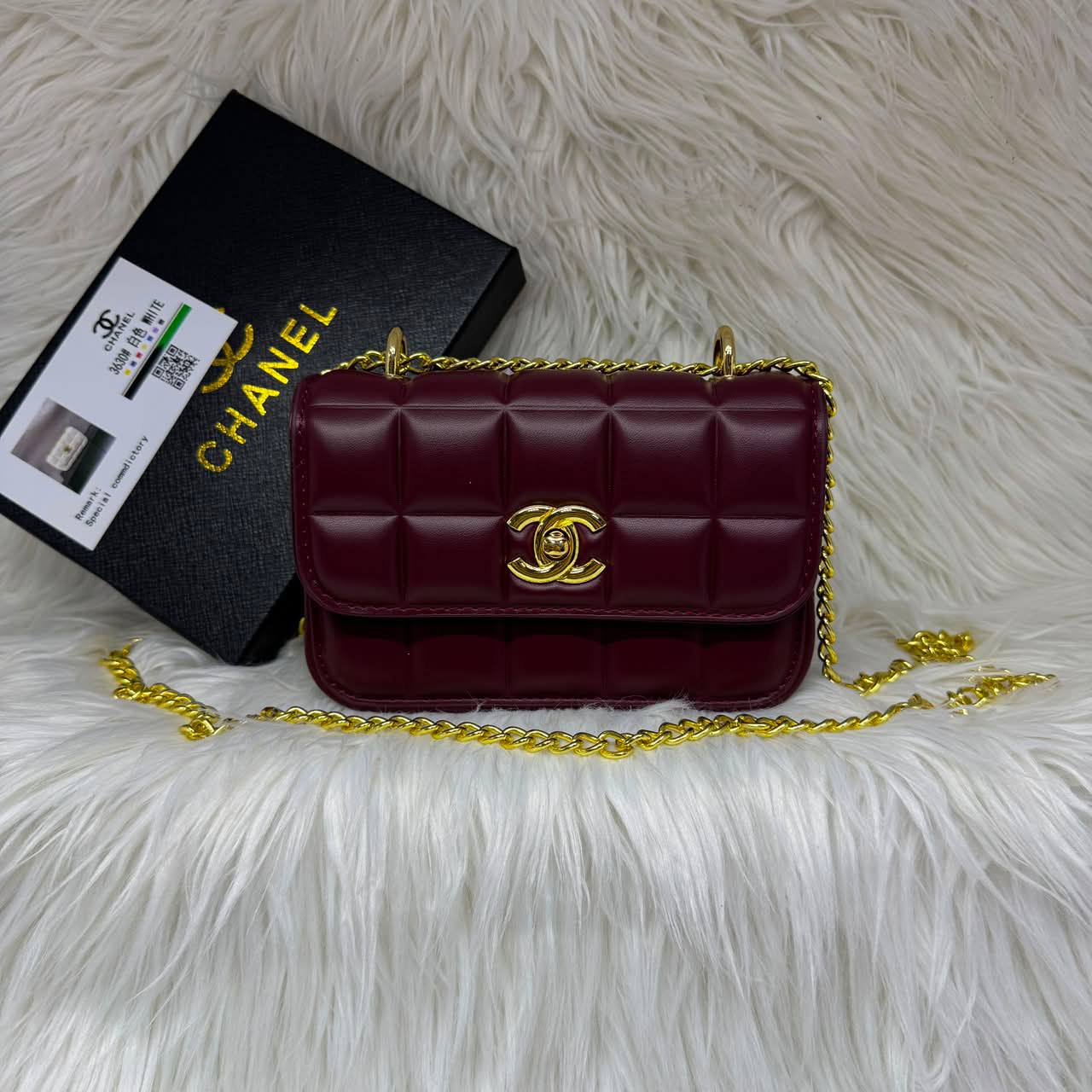 Chanel
With box 
85 dhs💓

Zain50
♥️♥️♥️
