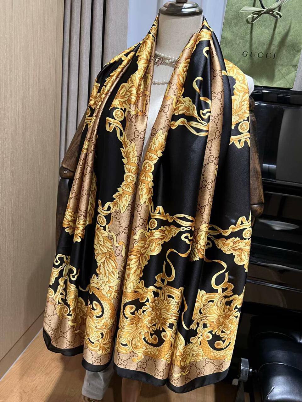 Silk scarf
40 dhs❣️

Zain60
❣️❣️❣️