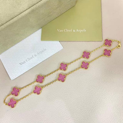 Vca master 

Necklace 10 flower 160 dhs with the box

Bracelet 95 dhs with the box 

Necklace 1 flower 90  dhs

Earring 90 dhs

Ring 85 dhs 

Zain108
♥️♥️♥️