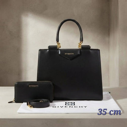 GIVENCHY Antigona Handbag
With Zipper Long Wallet
And Long Belt Strap
Gold Hardware
Size : 35 cm

100 DHS🇦🇪🇦🇪

Zain239
♥️♥️♥️