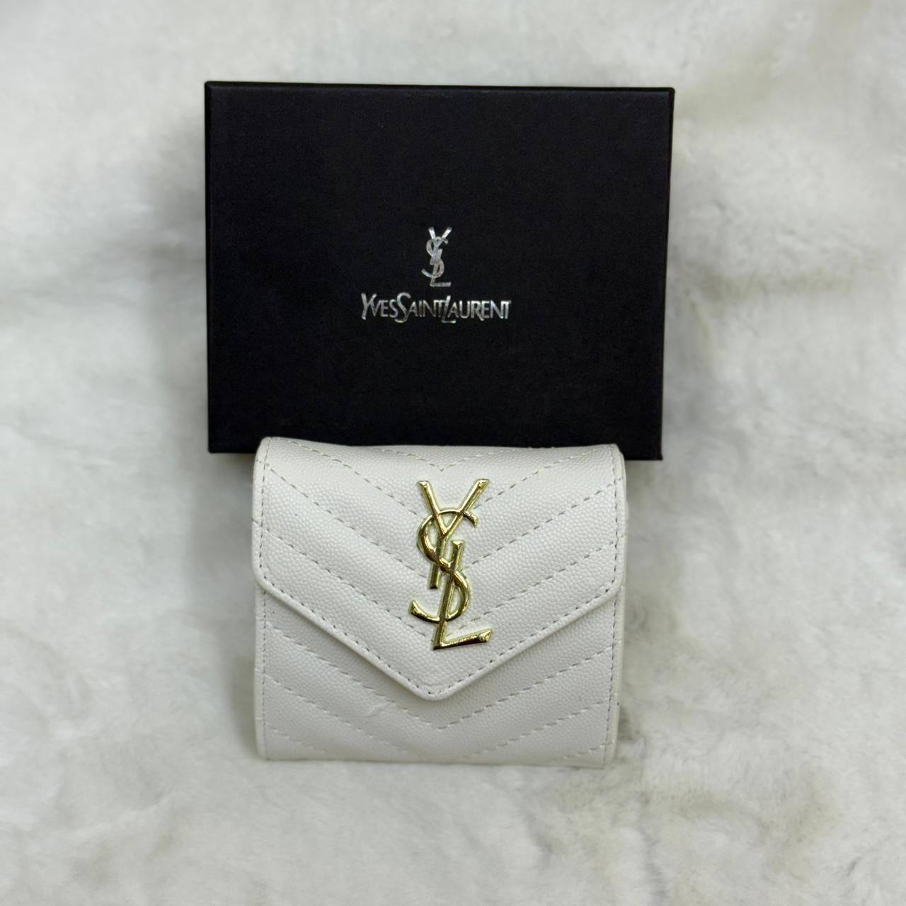 NEW CAME 
YSL WALLET 
GOOD QUALITY 

35 dhs🇦🇪
WITHBOX
🎁🎁🎁

Zain40
♥️♥️♥️