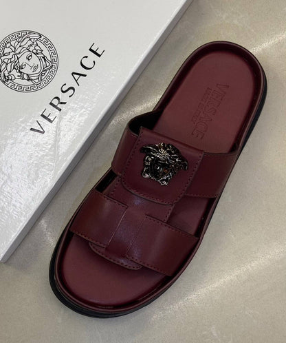 Versace 

110 dhs🇦🇪🇦🇪

40 TO 45

Zain183
♥️♥️♥️