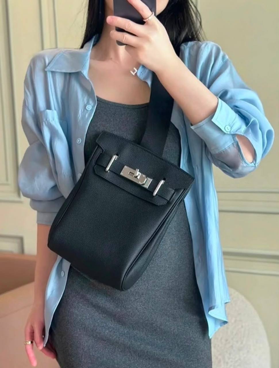 HERMES 

NEW DESIGN 

GOOD QUALITY 

WITH BOX 

110 DHS🇦🇪🇦🇪🇦🇪
Zain295
♥️♥️♥️