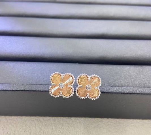 VCA
*ROSE GOLD*
Full set
MASTER🍃💕
With normal box 🎁
230 dhs❣️

Zain263
♥️♥️♥️