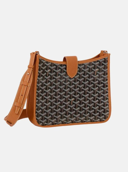 Goyard

 good quality
95 dhs🇦🇪🇦🇪

Zain215
♥️♥️♥️
