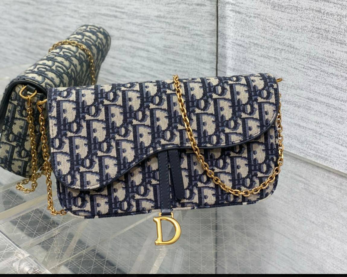 Dior ✨💕✨
New collection ✨✨✨
SuperMaster Quality 🔥🔥
Available Now ❤️❤️❤️
For Price 👇 WTSP Text Zain 0568585901

Zain252
♥️♥️♥️