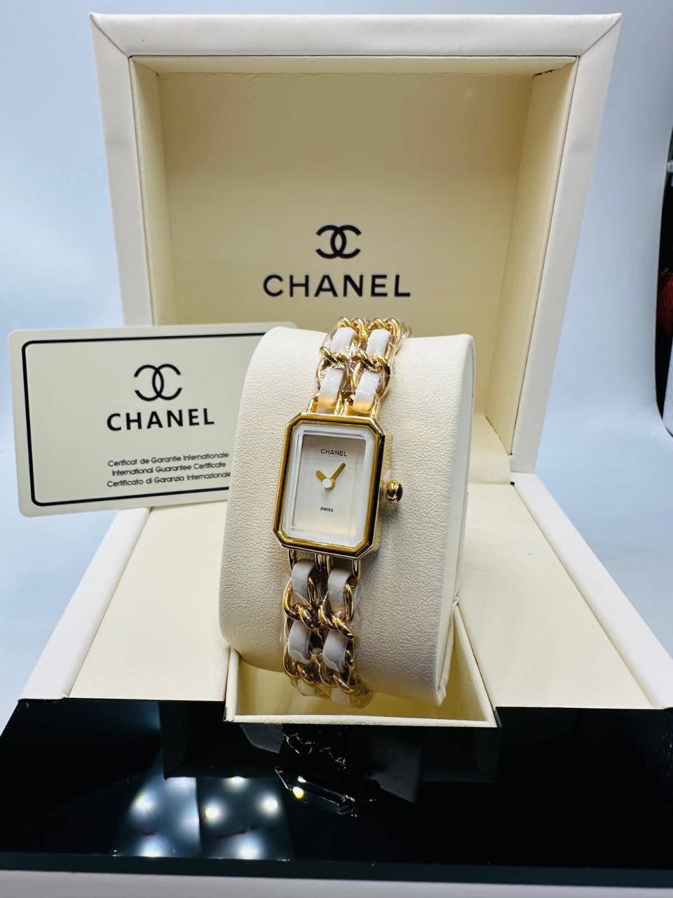 Chanel ladies 
60 dhs🇦🇪🇦🇪

Zain08
♥️♥️♥️