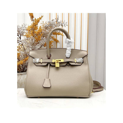 HERMES BIRKIN 
30CM NEW CAME 

GOOD QUALITY 

115 dhs🪙🖤
30CM

Zain39
♥️♥️♥️