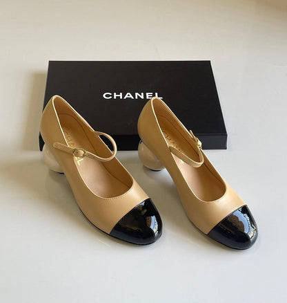 CHANEL 
SuperMaster Quality 💯
530 dhs🗽
Size: 36-41💥

Zain171
♥️♥️♥️