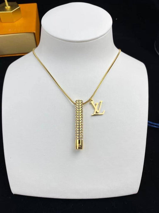 BVLGARI SET 
MASTER ✨💫
NECKLACE BANGLE EARRING RING
480 DHS✅ ⭐

WITH BOX AND PAPER BAG🎁🛍️
WITH MASTER BOX AND PAPER BAG CARD🎁🛍️
580 DHS✅

Zain89
♥️♥️♥️