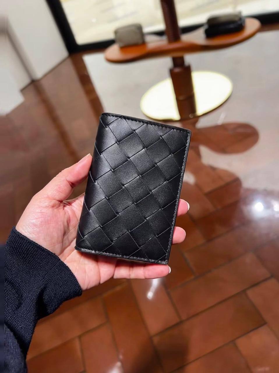 Bottega Wallet
Master Quality
120 dhs💓

Zain33
♥️♥️♥️