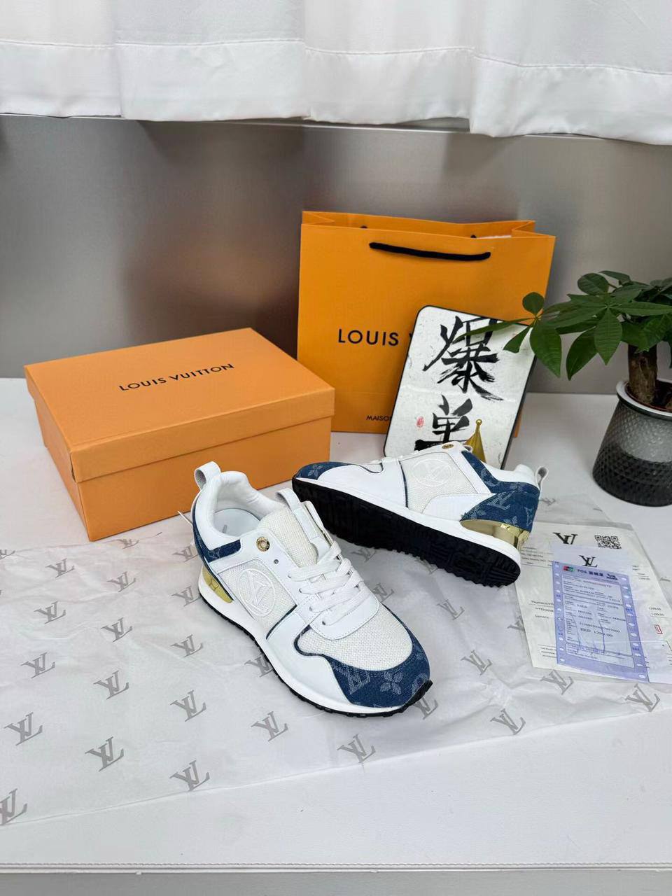 LV SHOES 
GOOD QUALITY 
140 dhs🪙💕
Size 36 TO 41

Zain40
♥️♥️♥️