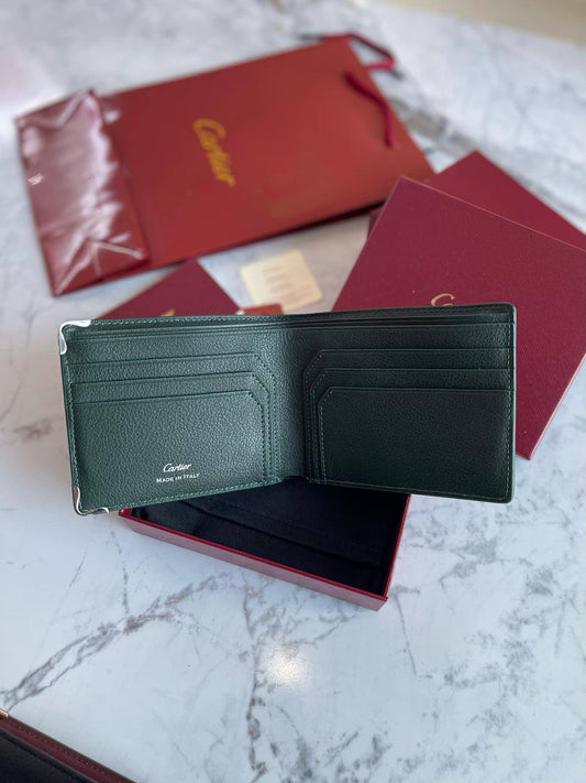 CARTIER
*Wallet*
*Super master quality* 
350 dhs🪙💚

Zain179
♥️♥️♥️