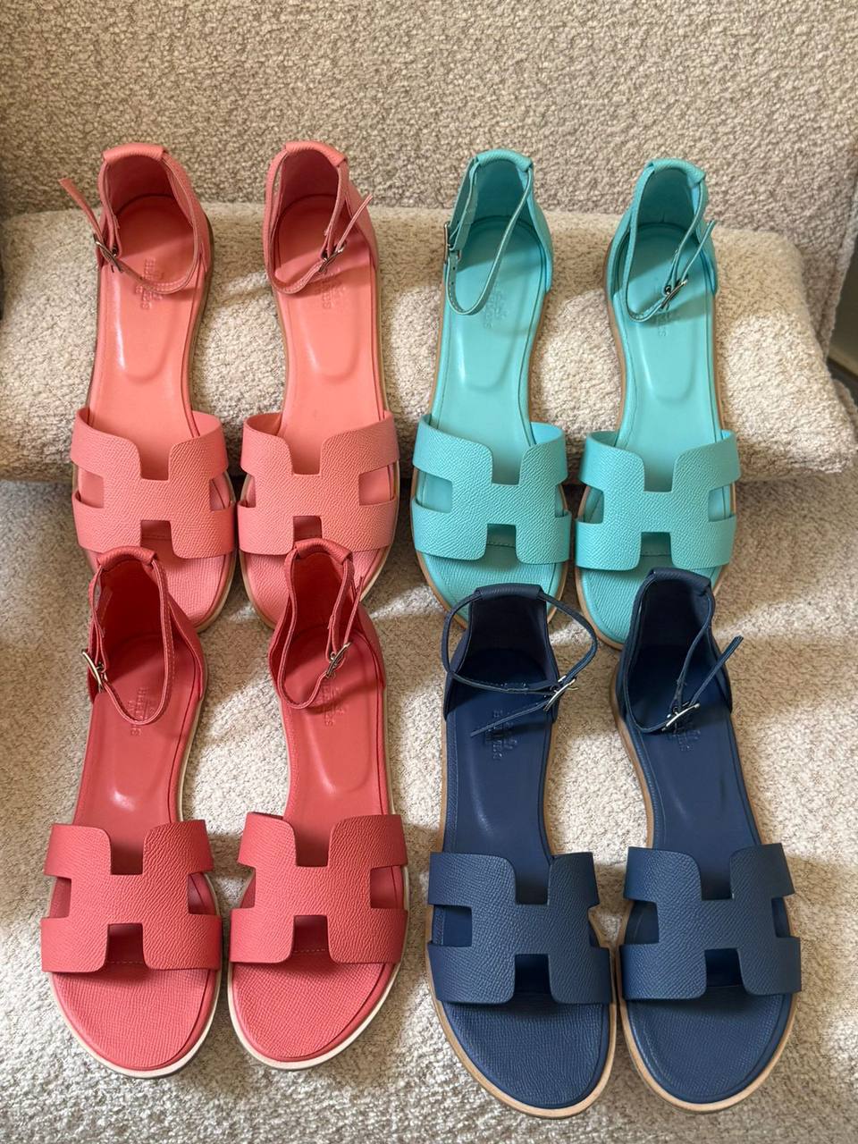 Hermes 🖤
✨ 𝐀𝐯𝐚𝐢𝐥𝐚𝐛𝐥𝐞 𝐍𝐨𝐰
✨ 𝐒𝐢𝐳𝐞𝐬: 𝟑𝟔 — 𝟒𝟏
450 dhs💓

Zain298
♥️♥️♥️