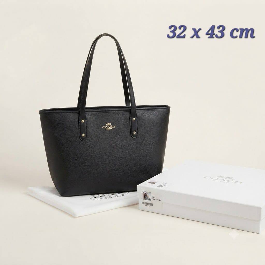 COACH City Zip Tote
Signature Coated Canvas
With zipper type
Gold hardware
With BOX
Large size

100 dhs🇦🇪🇦🇪

Zain239
♥️♥️♥️