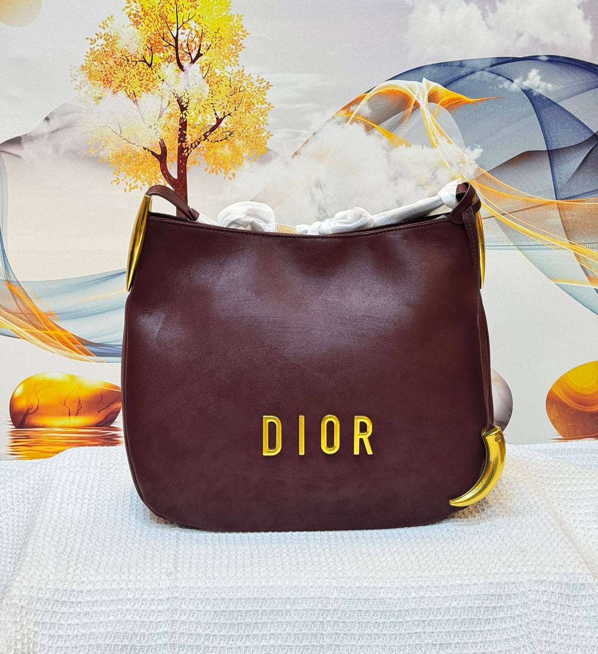 DIOR

Best quality 
without box
105 dhs🇦🇪🇦🇪

size 34CM

Zain290
♥️♥️♥️