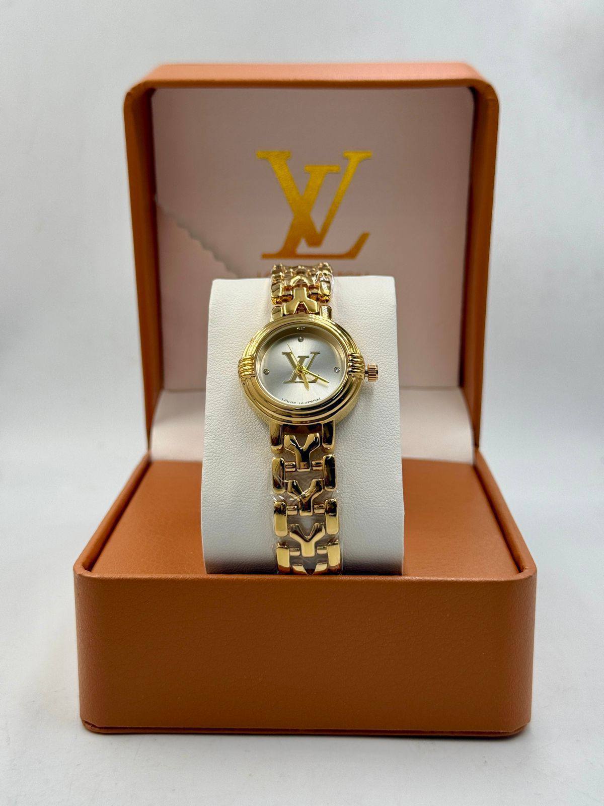 Lv ladies 
offer price
40 dhs❣️

Zain08
♥️♥️♥️