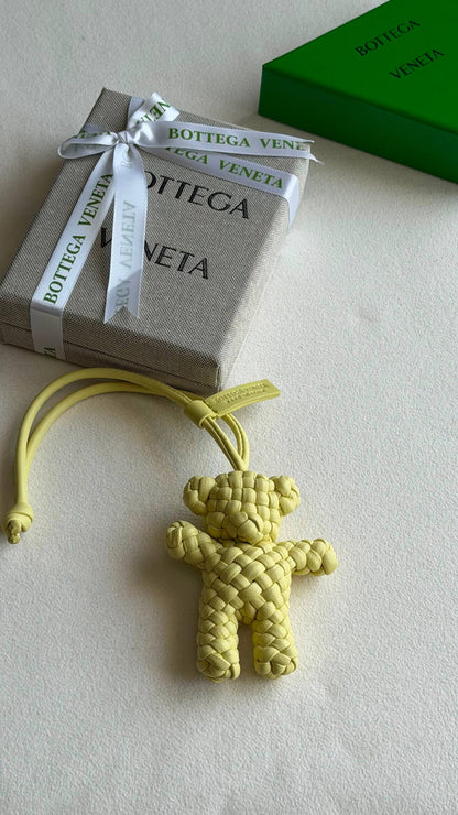 BOTTEGA VENETA CHARMS

*Super master quality*
*with complete packing*🎁

320 dhs✅

Zain280
♥️♥️♥️