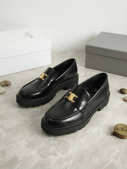 NEW CAME 
CELINE 

GOOD QUALITY 

SIZE-36 TO 41 
130 dhs🇦🇪🇦🇪

Zain40
♥️♥️♥️