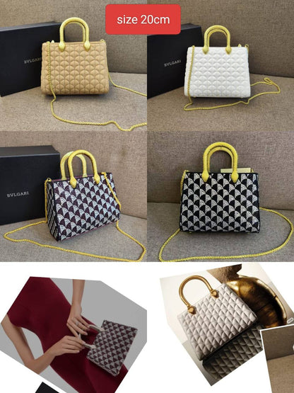 Moynat

110 dhs✅

with box
🎁🎁🎁

Zain26
♥️♥️♥️