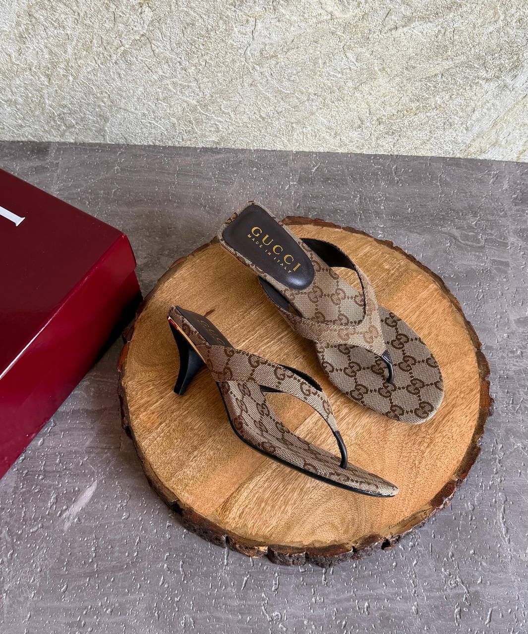 GUCCI 
SuperMaster Quality 💯
550 dhs🇦🇪🇦🇪 only big & high Heel
450 dhs🇦🇪🇦🇪 other 

Size: 36-41💥

Zain171
♥️♥️♥️