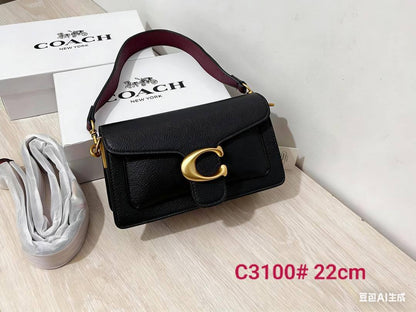 Coach
100 dhs✅
with box
C3100#  22cm
C672#    23cm

Zain26
♥️♥️♥️