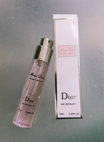 PERFUMES MINI 

10 ML 
20 dhs🇦🇪🇦🇪

Zain01
♥️♥️♥️